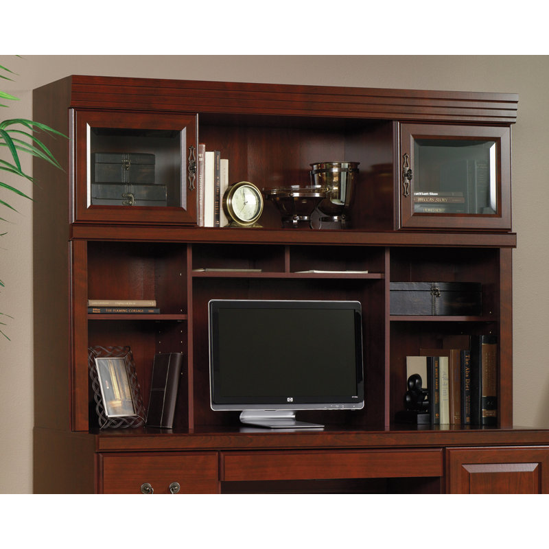 Heritage Hill Hutch