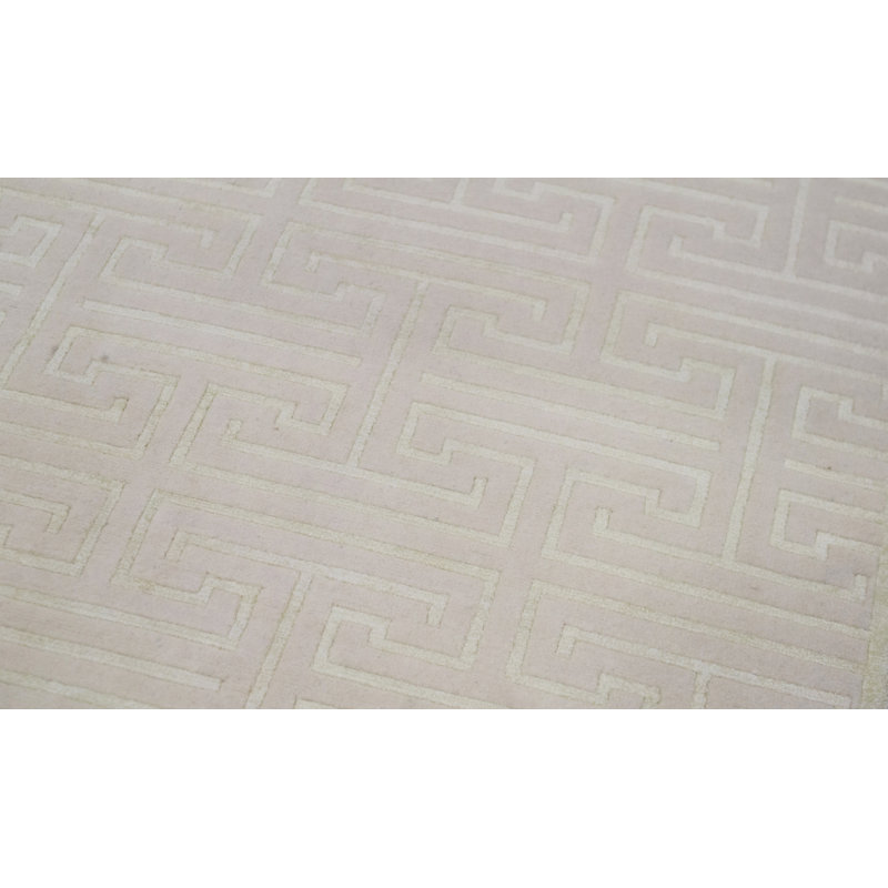 Windsom Geometric Area Rug in Beige, Rectangle 8' x 10'