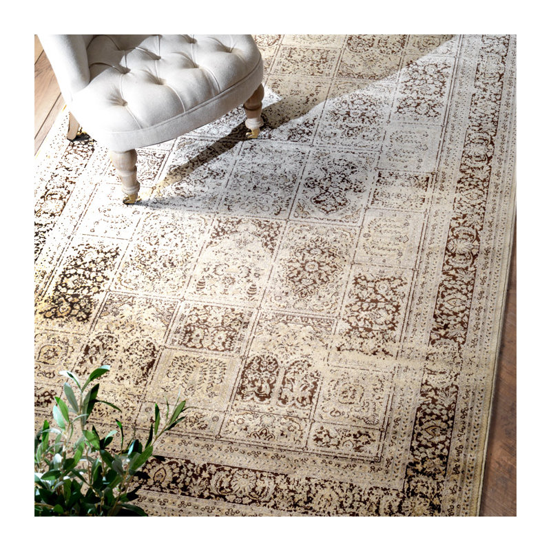 Oriental Rug, 7'8" x 9'6"