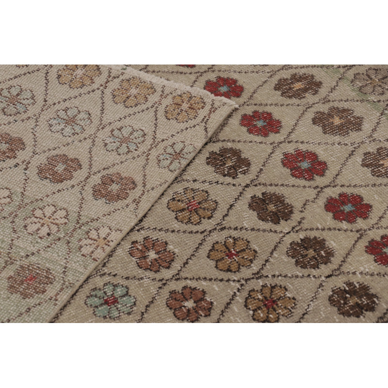 Distressed One-of-a-Kind 5'3X9'1 Hand Knotted Area Rug