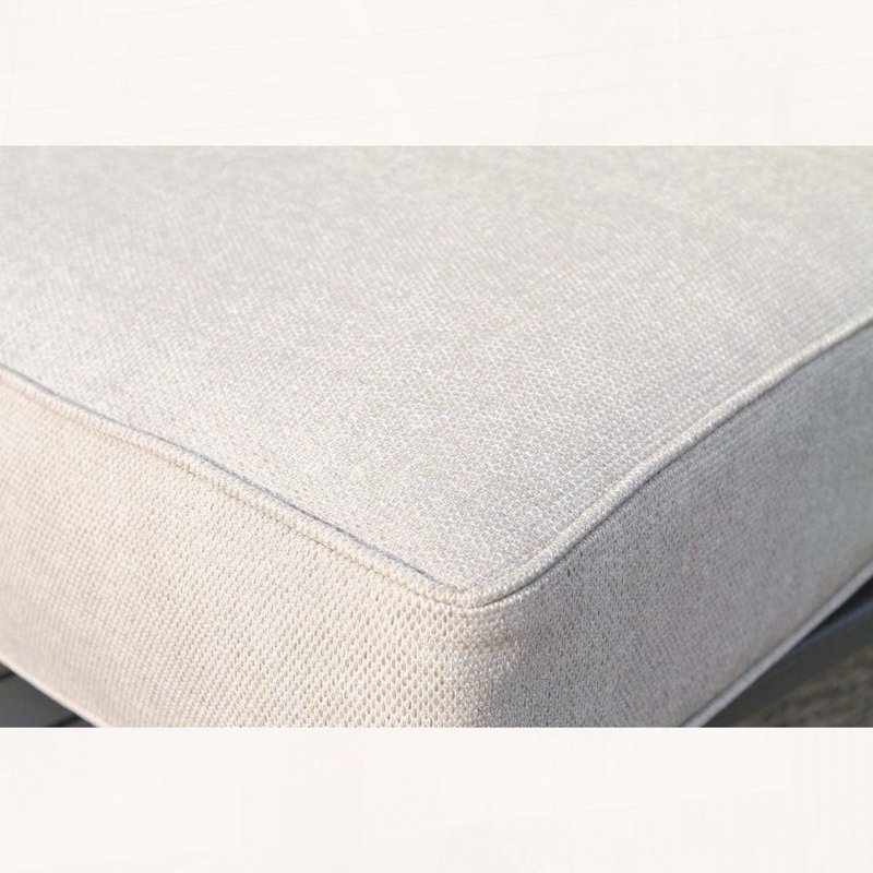 Repose-pieds d'extérieur avec coussin entièrement assemblé