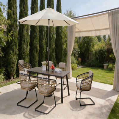 Table de salle à manger d'extérieur, structure en métal et plateau en bois plastique, table de patio pliable pour le jardin, la cour arrière, le balcon