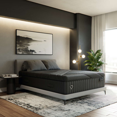 Diamant noir tout en mousse (moyen, CXL)