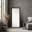 Miroir pleine grandeur en bois non biseauté, cadre noir Downton - miroir de plancher, miroir mural