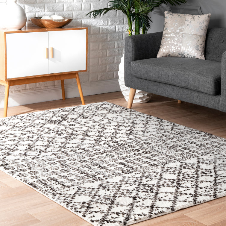 Jeterson Geometric Gray Area Rug