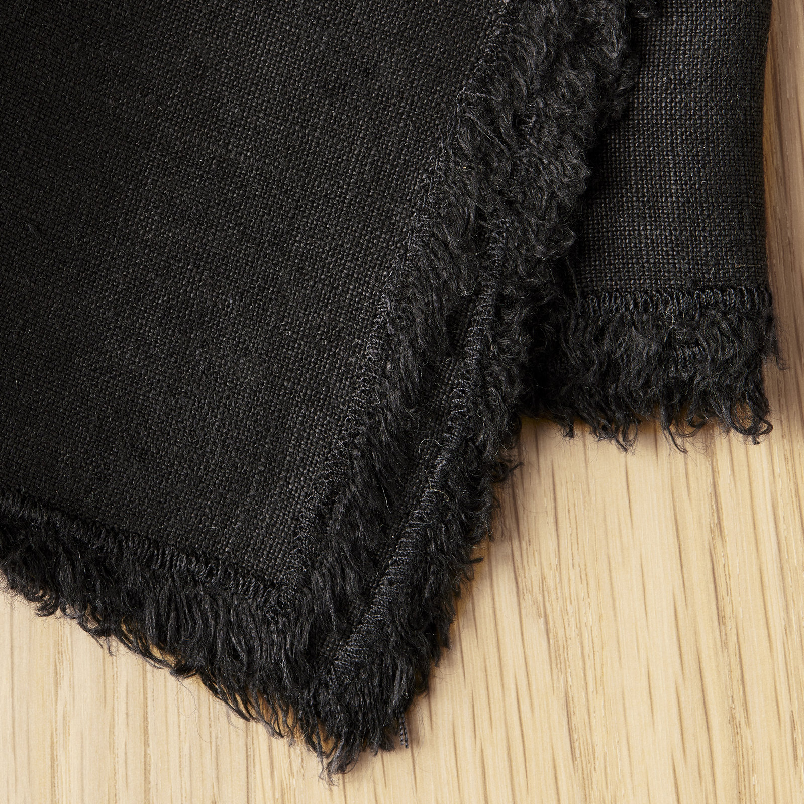Zadia Reversible Linen Napkin, Black