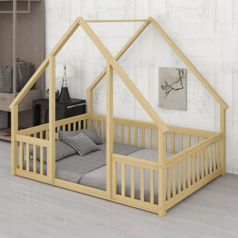 House-Shaped Floor Bed, Fence and Guardrails, Natural