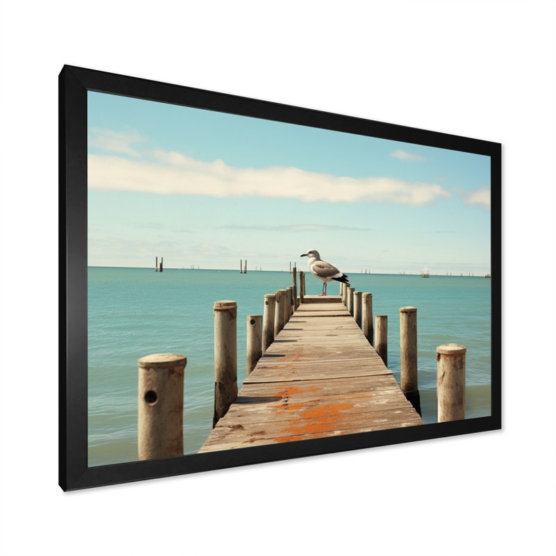 Pier Lone Pier III - Coastal Pier Wall Decor, H 24 po x l 32 po x P 1 po, Cadre simple noir