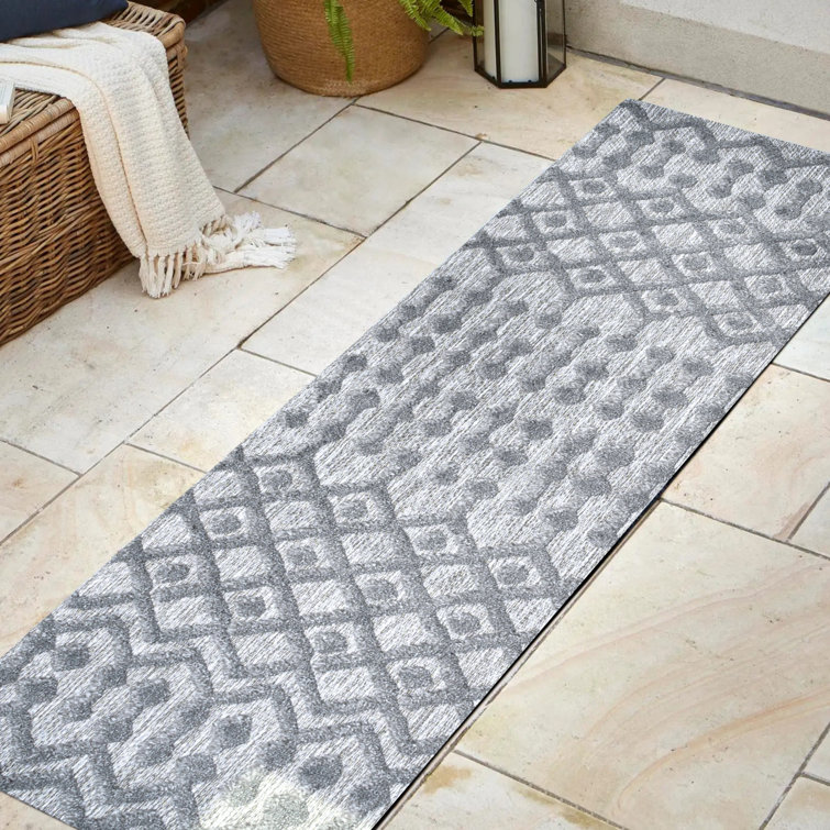 Adalbern Moroccan Diamond Dark Gray Indoor/Outdoor Rug