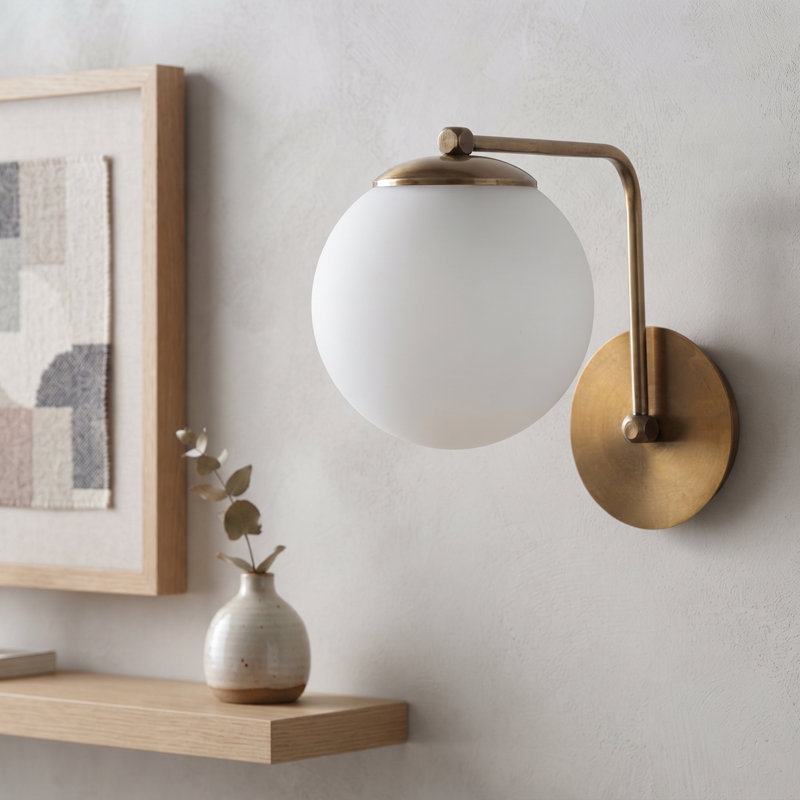Taliha Armed Sconce