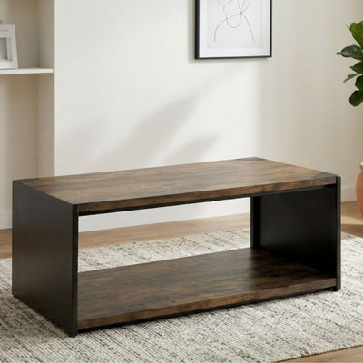Este Table basse rectangulaire en bois noir mat avec cadre ouvert et tablette inférieure