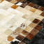 Tapis brun en cuir de vache patchwork brun clair-666413946