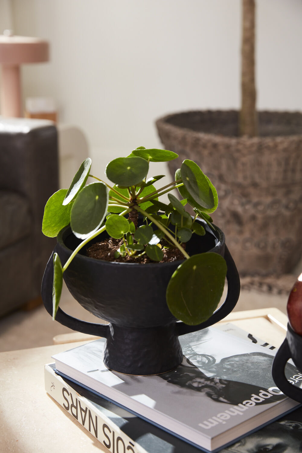 Aneyda 6.75'' Ceramic Table Vase