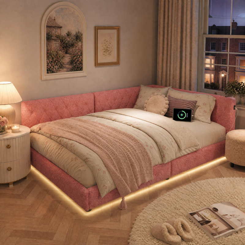 Bed, Pink