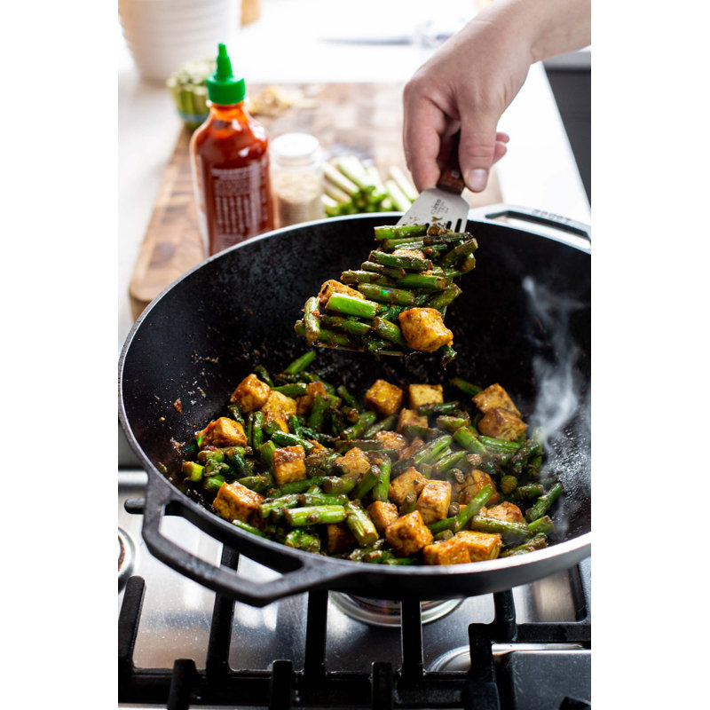 Lodge 14'' Cast Iron Wok