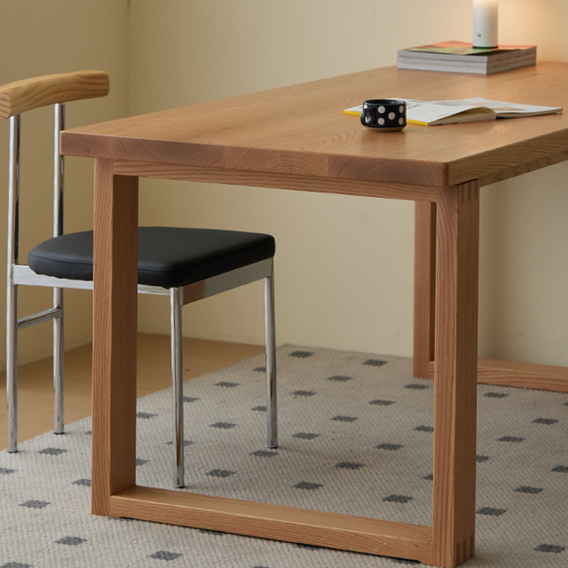 Red Oak Dining Table with Sturdy Structure., 29.53"H x 86.61"L x 33.46"W