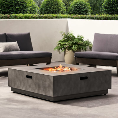 Foyer moderne carré en fer, 50 000 chaleur, l 38,28 po x P 13,47 po, aucun assemblage requis, finition gris pierre, propane, couleur, gaz