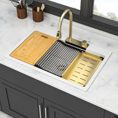 Évier de cuisine en composite de quartz blanc 33 x 22 po - style cascade, robinet escamotable et ensembles d'accessoires assortis pour station de travail encastrée 33 po x 22 po, Grace, divers mélanges
