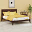 Lit plateforme en bois de bambou de style Mid-Century avec support en lattes de bois-795761469-795761468