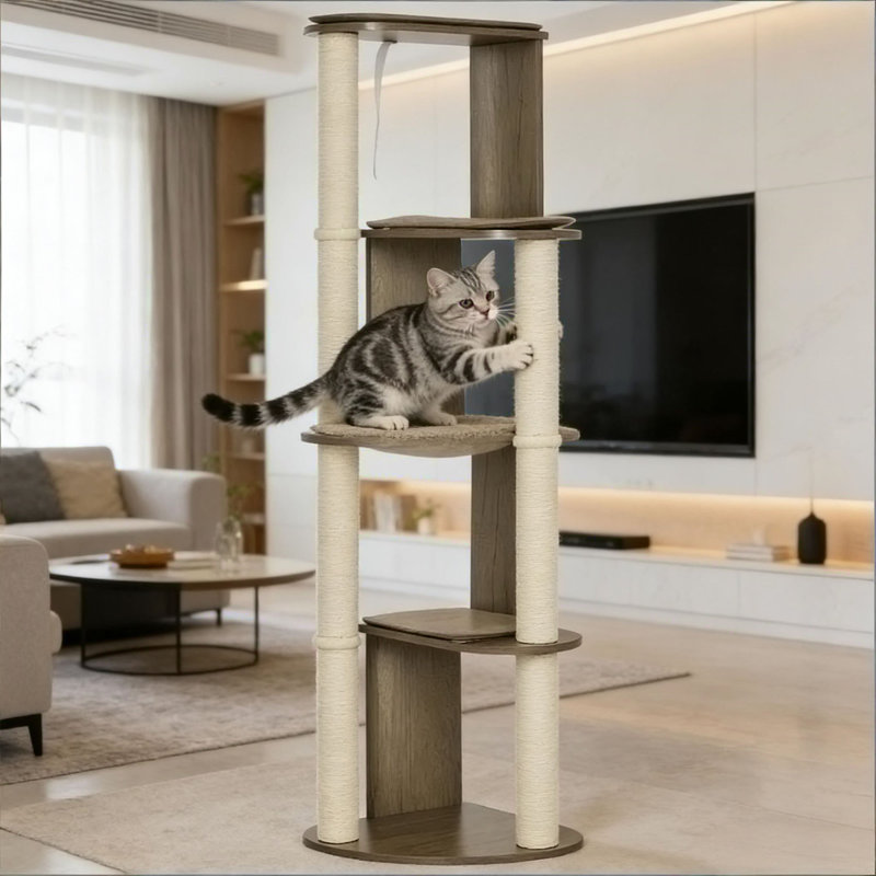 Grand arbre à chat à plusieurs niveaux