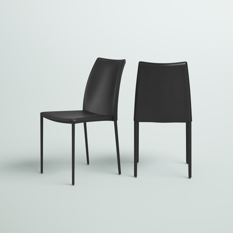 Chaise empilable en métal et similicuir H 18,5 po Sokol, Similicuir noir