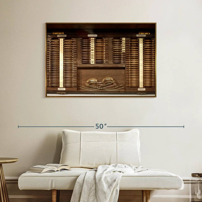 Optométrie rétro, Cadre flottant doré, 40 po x 27 po