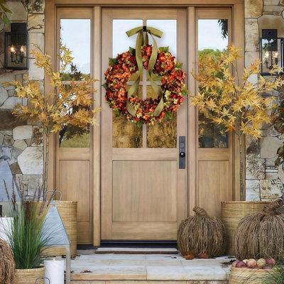 Couronne d'hortensia d'automne pour la porte d'entrée, couronne de campagne rustique d'automne rustique faite à la main de 17,7 po, couronne d'hortensia orange réaliste avec arc, pour décoration murale de fenêtre de porche