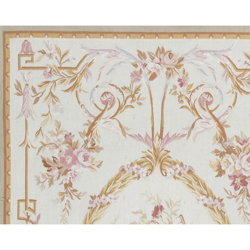 Aubusson Renaissance Wool Oriental Area Rug in Ivory