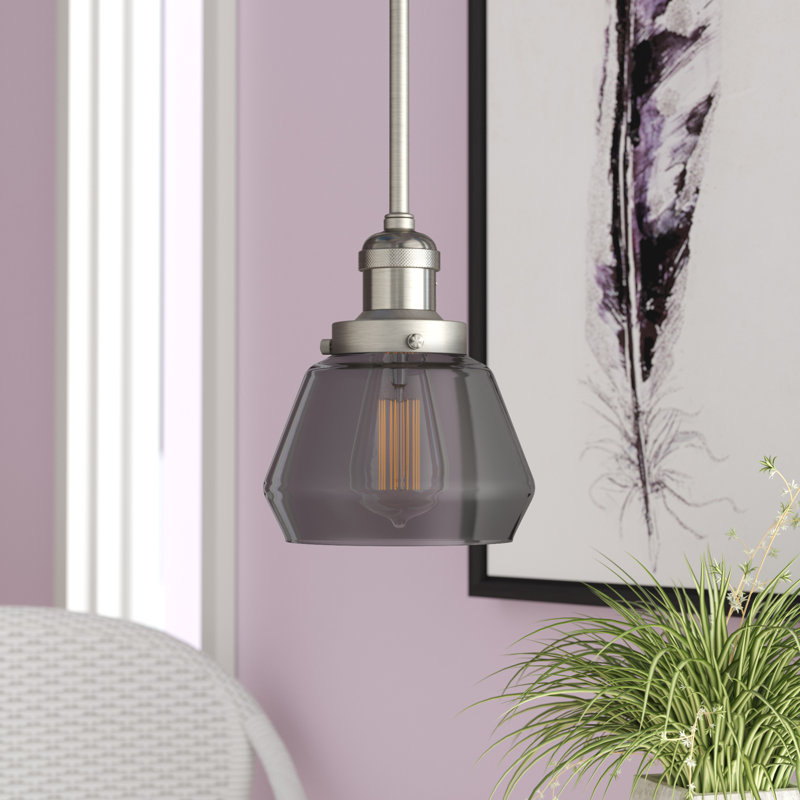 Luminaire suspendu en forme de dôme à 1 lumière Chill, Laiton brossé, Fumé, 9 po x 7 po x 7 po