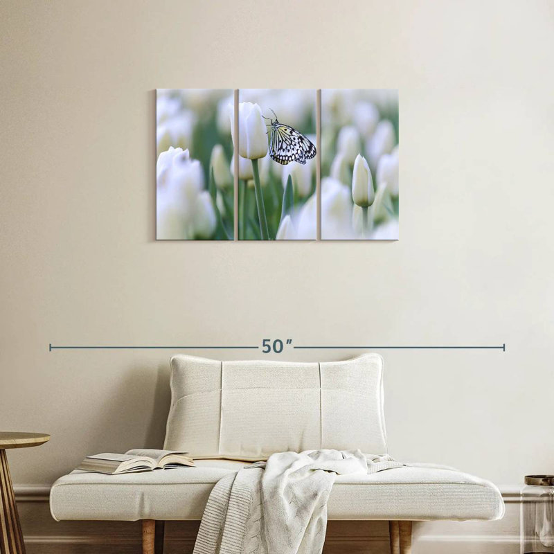 Papillon blanc perle, H 20 po x l 33 po