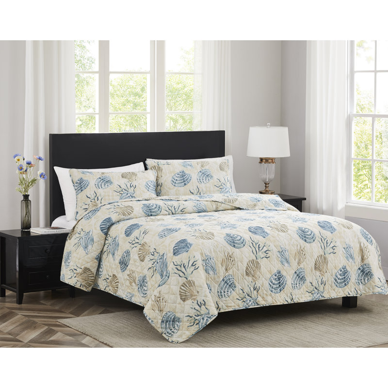 Kelaa Coastal Shellfish Quilt Set, King Quilt  + 2 King Shams