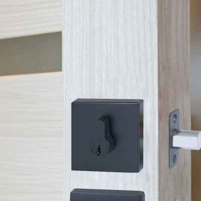 Emblem Single Cylinder Deadbolt