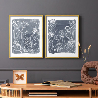 «Early Spring Blooms I», reproduction encadrée de qualité supérieure - prête à être accrochée - aucun clou requis - aucun clou requis