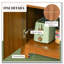 Armoire de rangement robuste et rétro avec conception anti-basculement