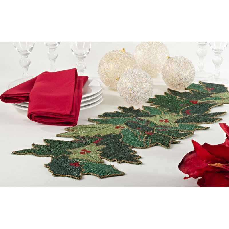 Rutkowski Floral Chistmas Table Runner