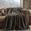 Jeté en fausse fourrure douce - Texture sculptée, chaude pour le canapé / lit-106373416-124075670