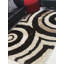 TAPIS EN POLYESTER ÉCOLOGIQUE ET À CAPUCHON Heller Heller - couleur beige et brun | Motif géométrique-256591619