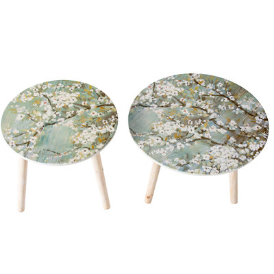2 tables d'appoint inspirées de la nature - matériau, plateaux peints en fleurs de cerisier en blanc et bleu, salon, chambre à coucher, vestibule 2 pièces, construction, pour