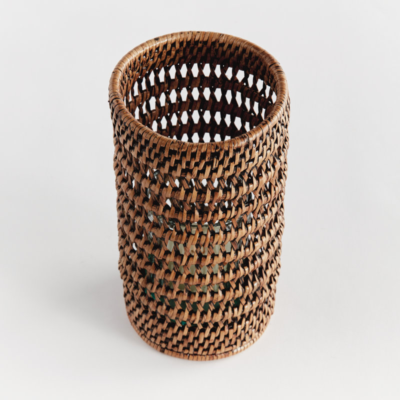 Ritesh Rattan Hurricane, H 9,45 po x l 5,51 po x P 5,51 po, Brun