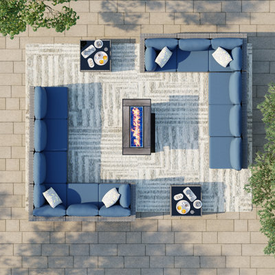 Ensemble de patio extérieur en osier pour 12 personnes avec coussins et foyer