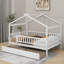 Lit maison en bois-13585236-21403696