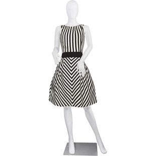 Forme de robe de réunion