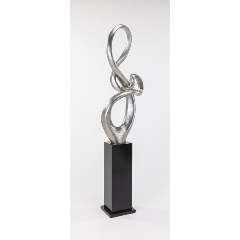 Figurines & Sculptures
