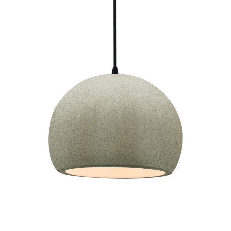 Luminaire suspendu à 1 lumière Aschwin, H 7,75 po x l 10 po x P 10 po, Craquelure vert céladon, Noir mat