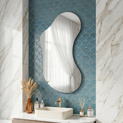 Free Form Mirror