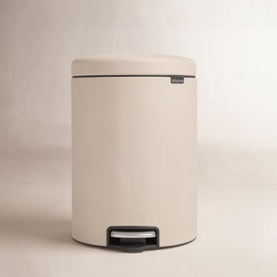 Brabantia Newicon Step On Trash Can, 3.2 Gallon (12 Liter)