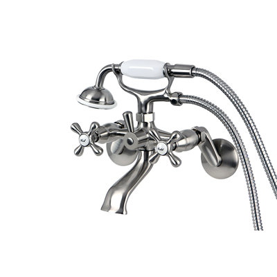 Robinet de baignoire sur pattes à deux poignées et à deux trous avec pomme de douche à main Kingston Brass