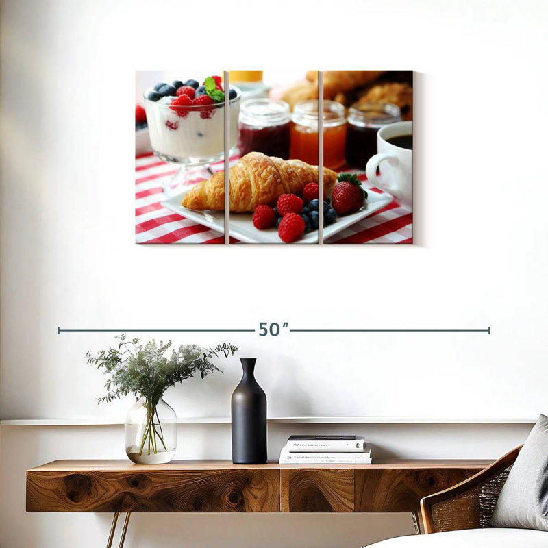 Yarlin croissant et baies, H 20 po x l 33 po