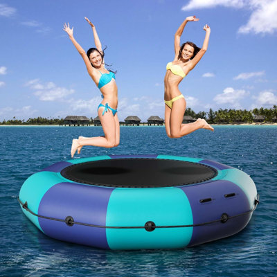 Trampoline gonflable aquatique pour le lac, videur d'eau flottant récréatif avec gonfleur électrique de 500 W et échelle de corde, plateforme de natation de trampoline de piscine portable pour enfants adultes