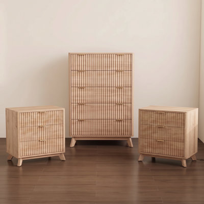 3-Piece Bedroom Set with 1 Dresser and 2 Nightstands